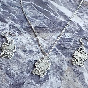 Hello kitty necklace and earring set